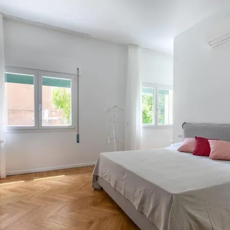New Opening House 7 Lido Venice Near Ferry And